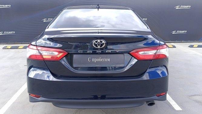 Camry, VIII (XV70)
