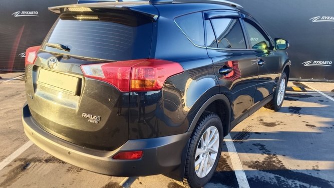 RAV4, IV (XA40)