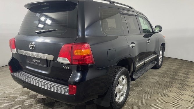 Land Cruiser, 200 Series