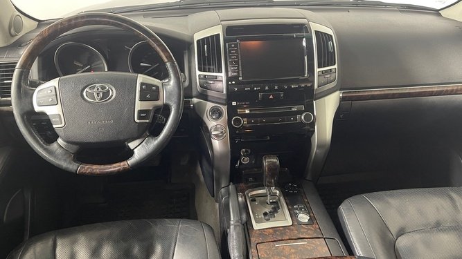 Land Cruiser, 200 Series