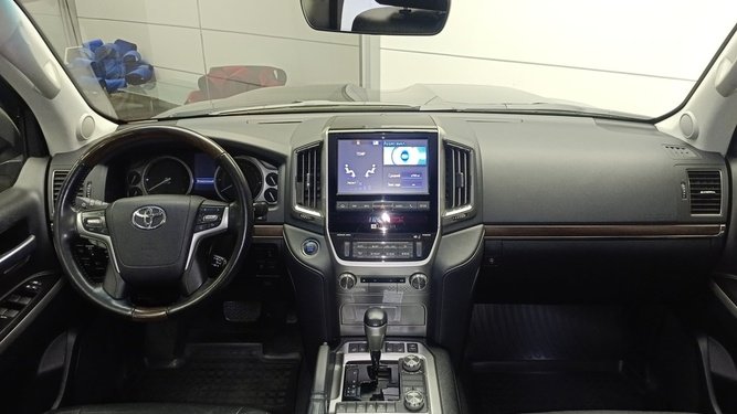 Land Cruiser, 200 Series Рестайлинг 2