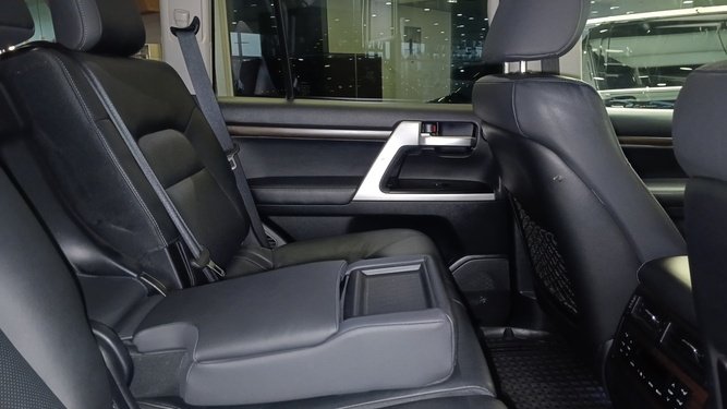 Land Cruiser, 200 Series Рестайлинг 2