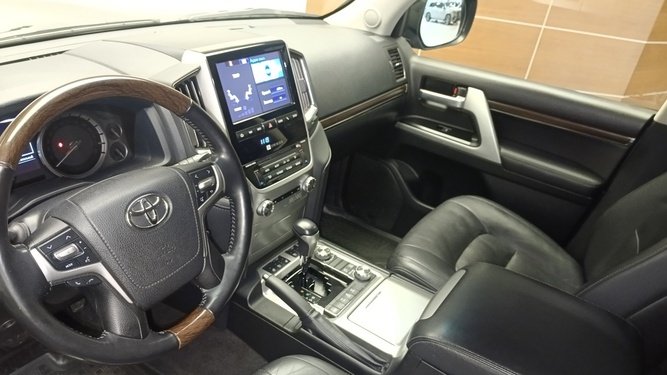 Land Cruiser, 200 Series Рестайлинг 2