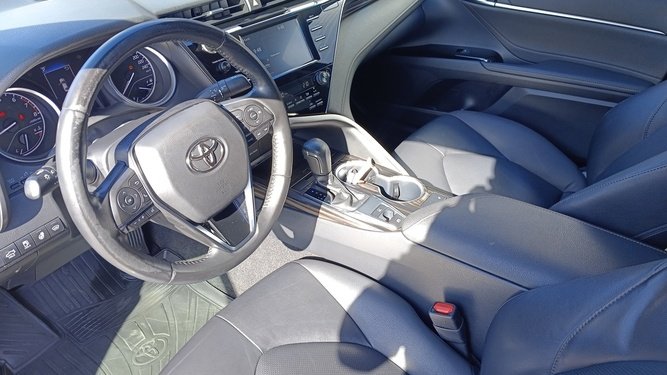 Camry, VIII (XV70)