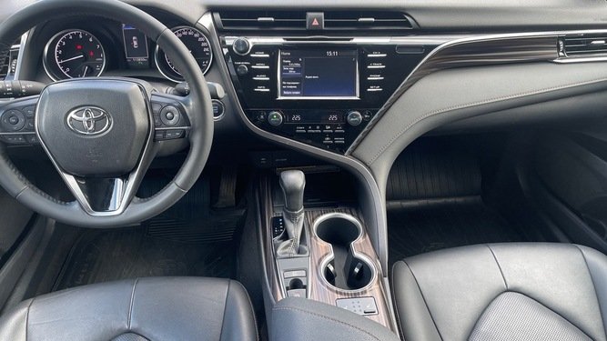 Camry, VIII (XV70)