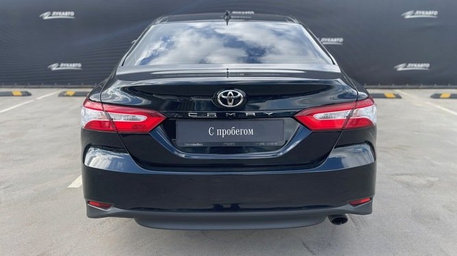 Camry, VIII (XV70)