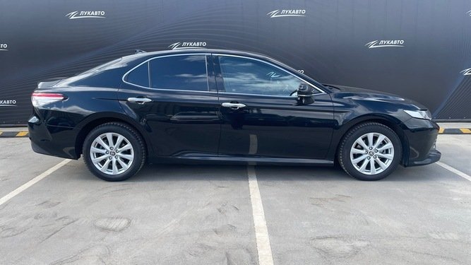 Camry, VIII (XV70)