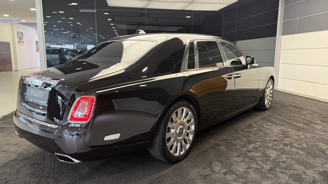 Phantom, VIII
