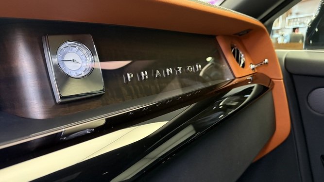 Phantom, VIII