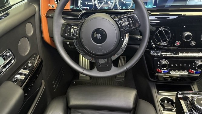 Phantom, VIII