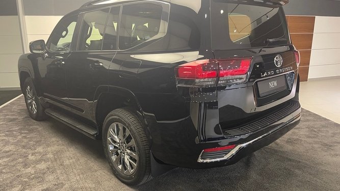 Toyota Land Cruiser, 300 Series