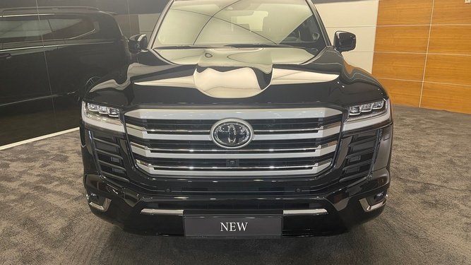 Toyota Land Cruiser, 300 Series